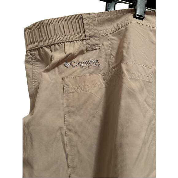 NWT Columbia PFG Omni-Shield Blood and Guts III Convertible Outdoor Pants Tan - Picture 6 of 9